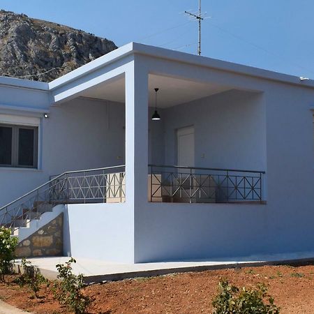 Вилла North Corinth Экстерьер фото